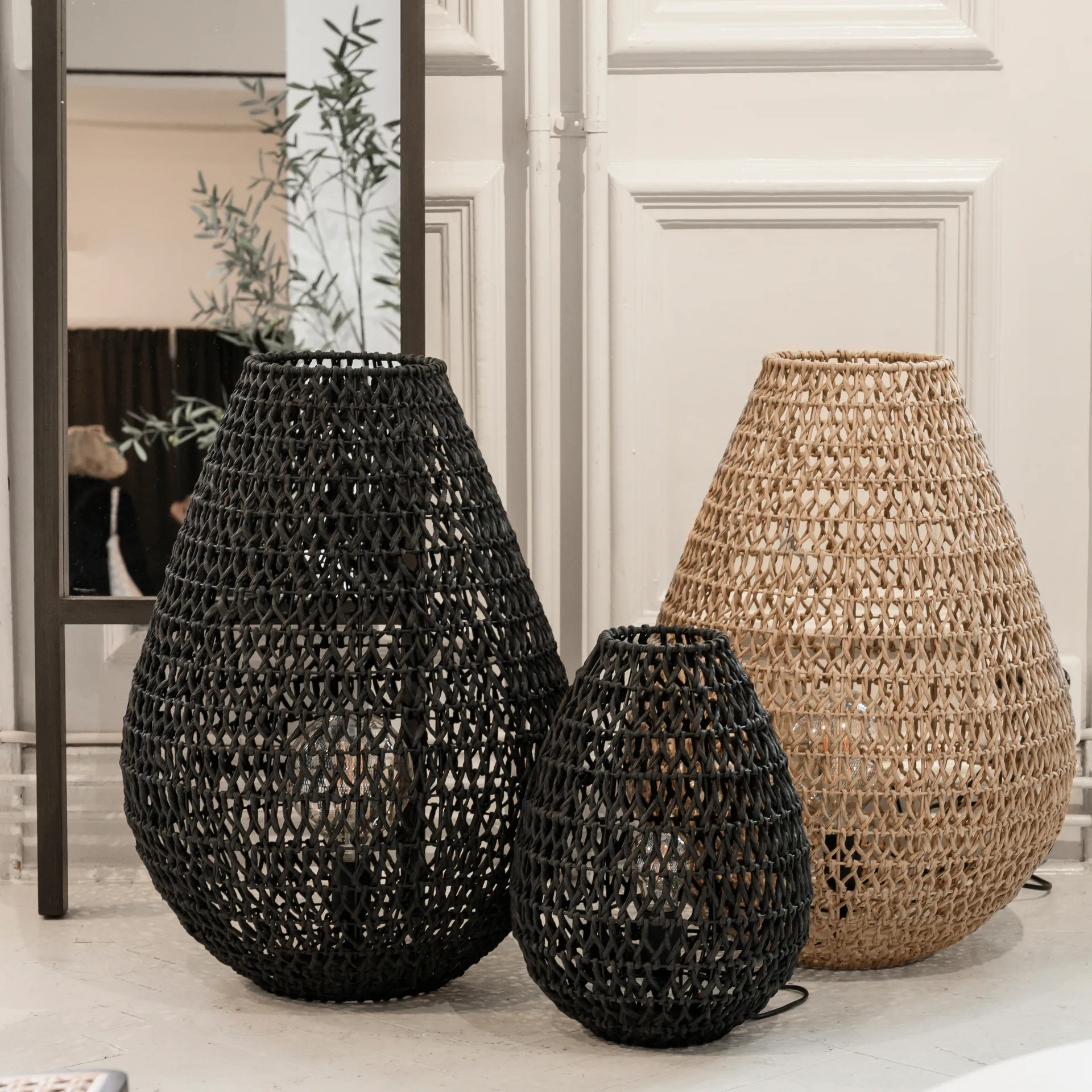 Buster tafellamp Ø27 cm, Zwart Watt & Veke