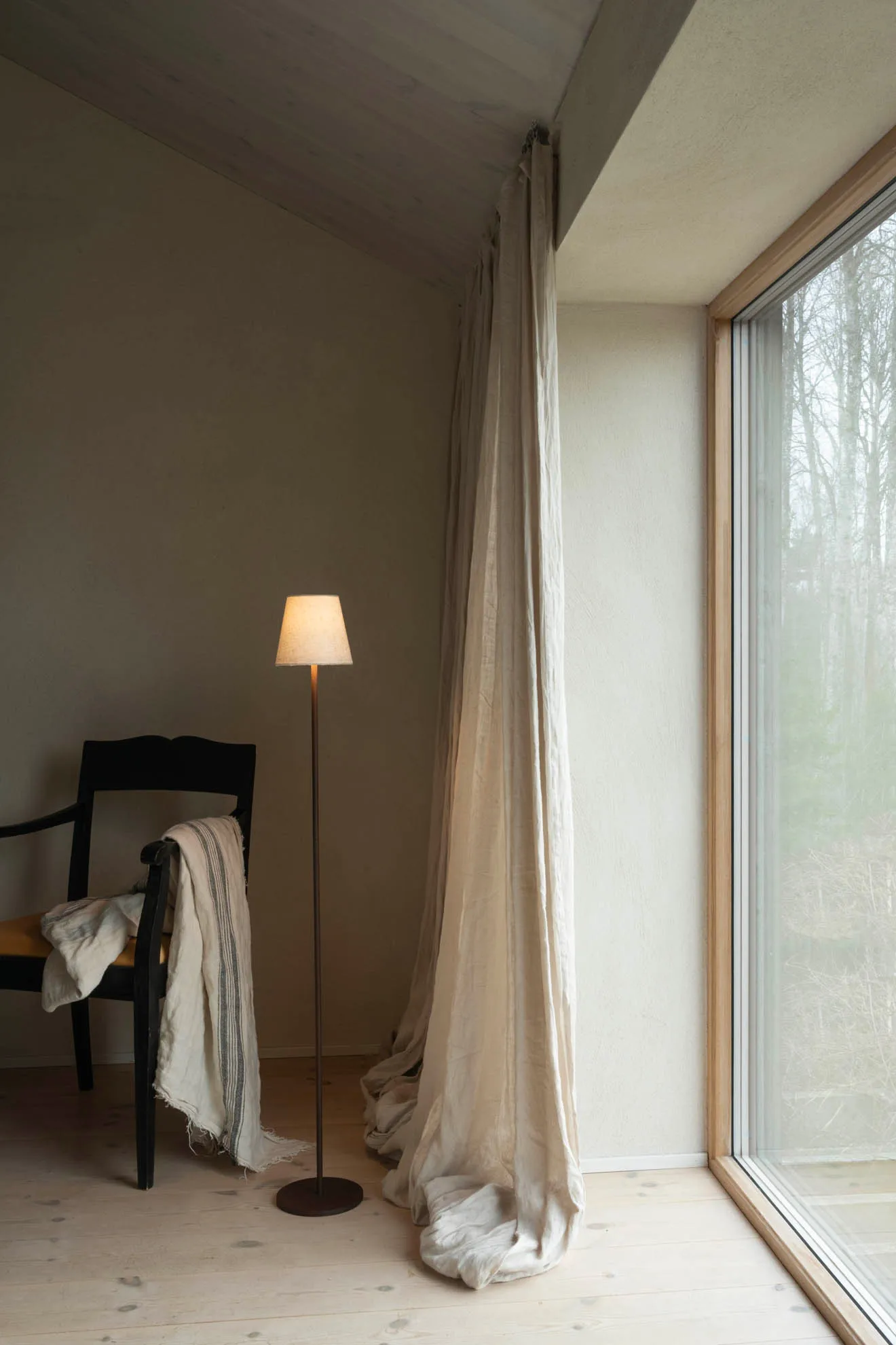 Tyra floor draagbare vloerlamp Ø14 cm, Coffee Watt & Veke