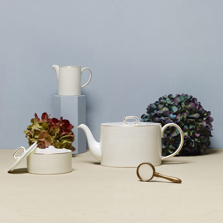 Arris theepot, wit Wedgwood
