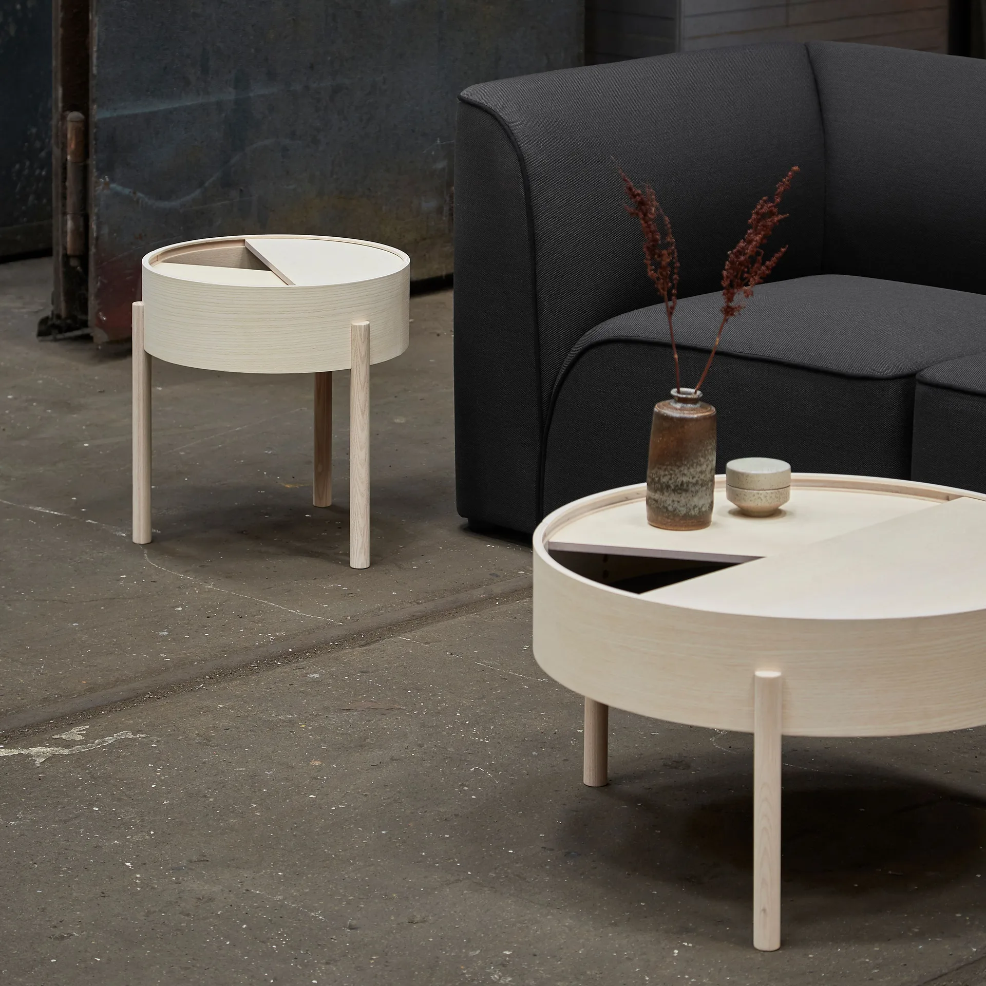 Arc salontafel Ø66 cm, witgepigmenteerd essen Woud