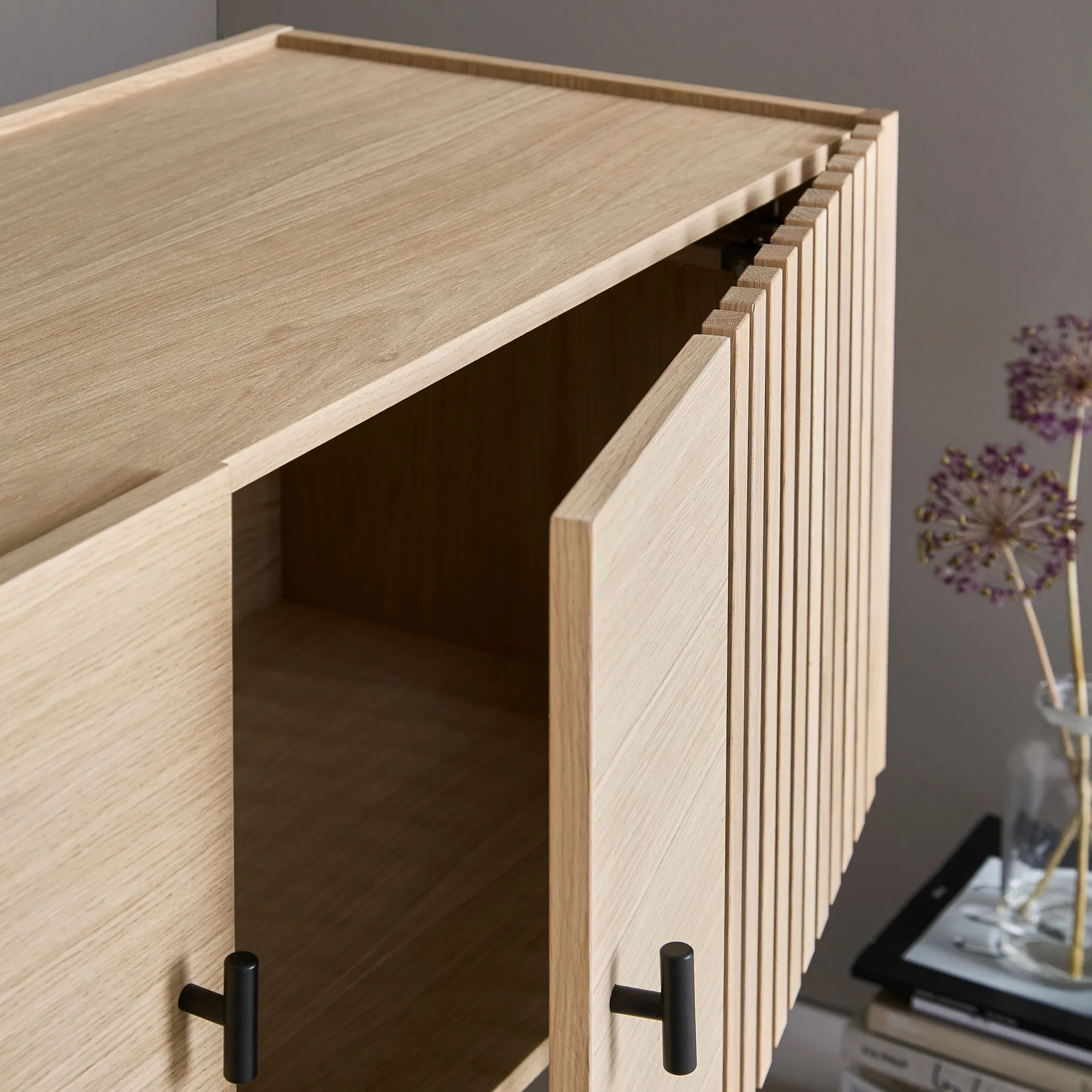 Array bijzettafel, 120cm, witgepigmenteerd eikenhout Woud