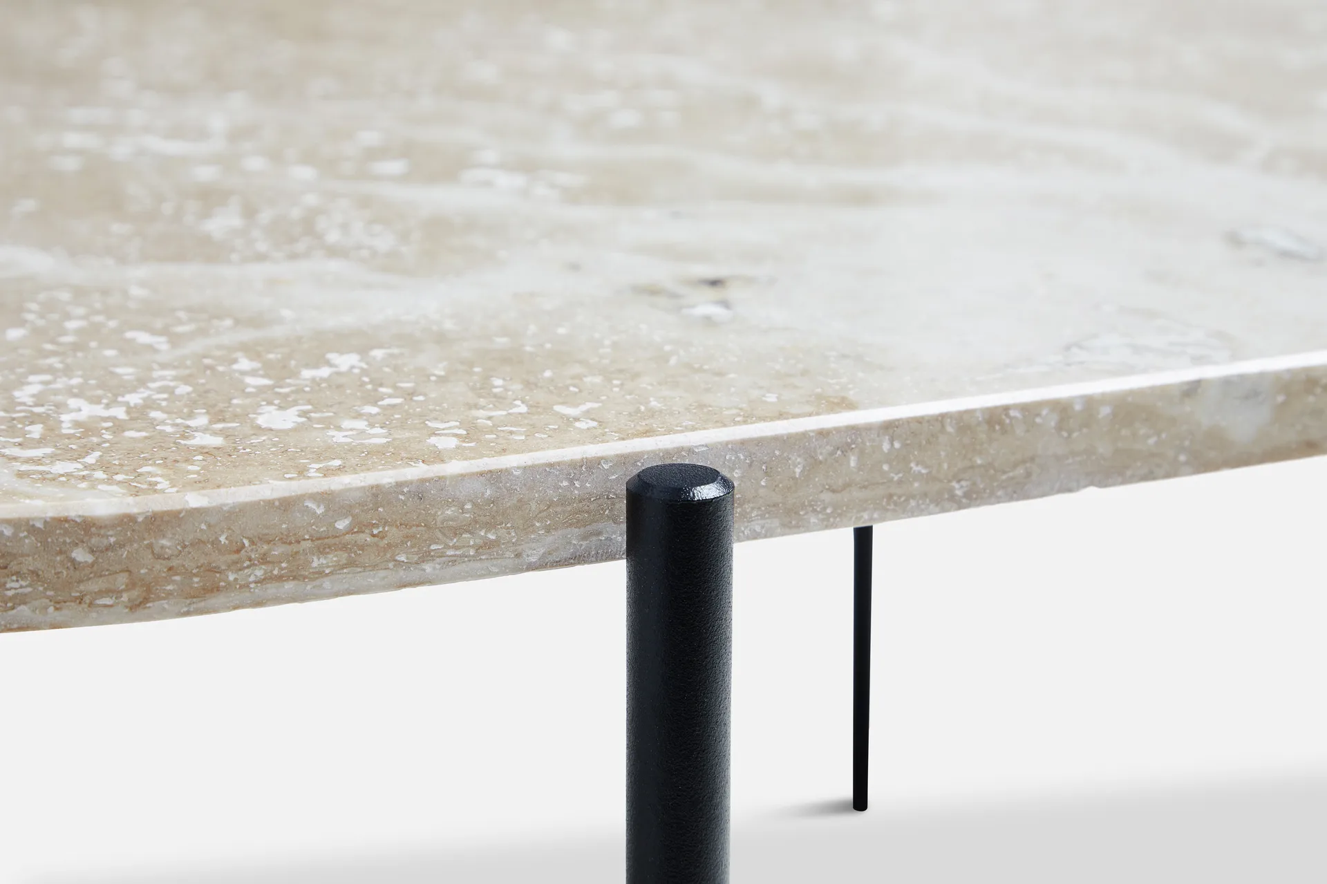 La Terra occasional tafel, large, Ivory Woud