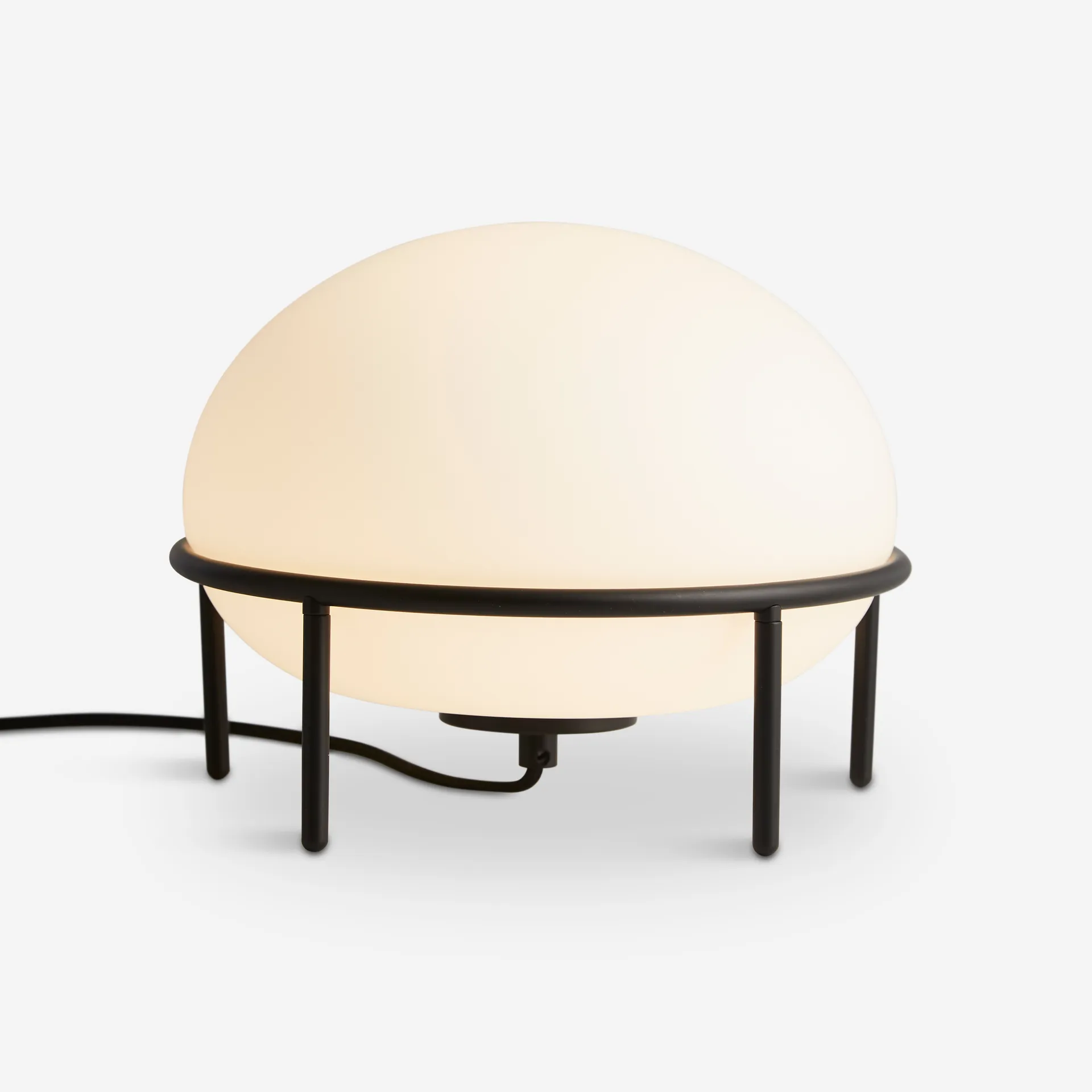 Pump tafellamp, zwart, opaal Woud