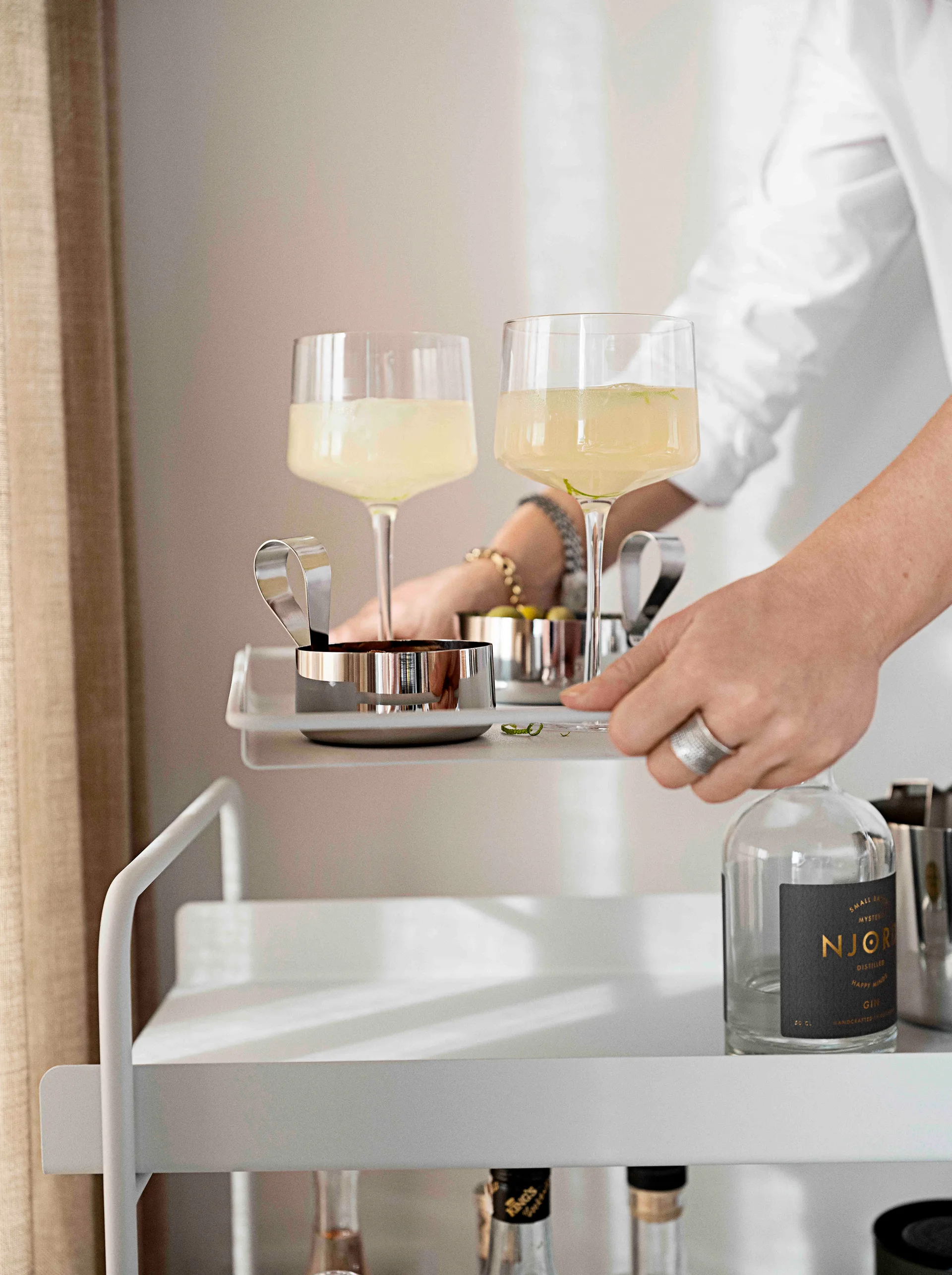 A-Cocktail serveertrolley, Black Zone Denmark