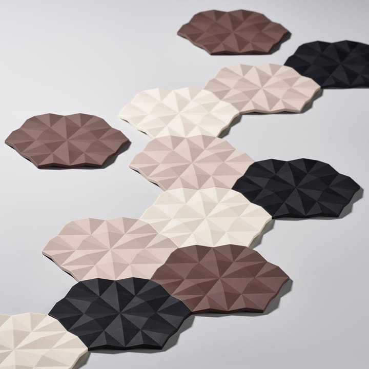 Ori Facet pannenonderzetter 14x16 cm, Chocolate Zone Denmark