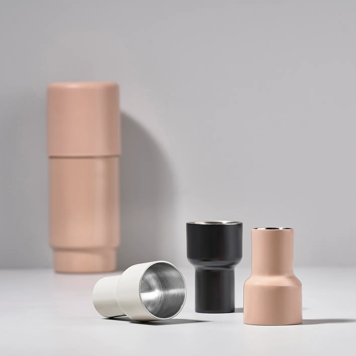 Rocks jigger 3/6 cl, Warm grey Zone Denmark