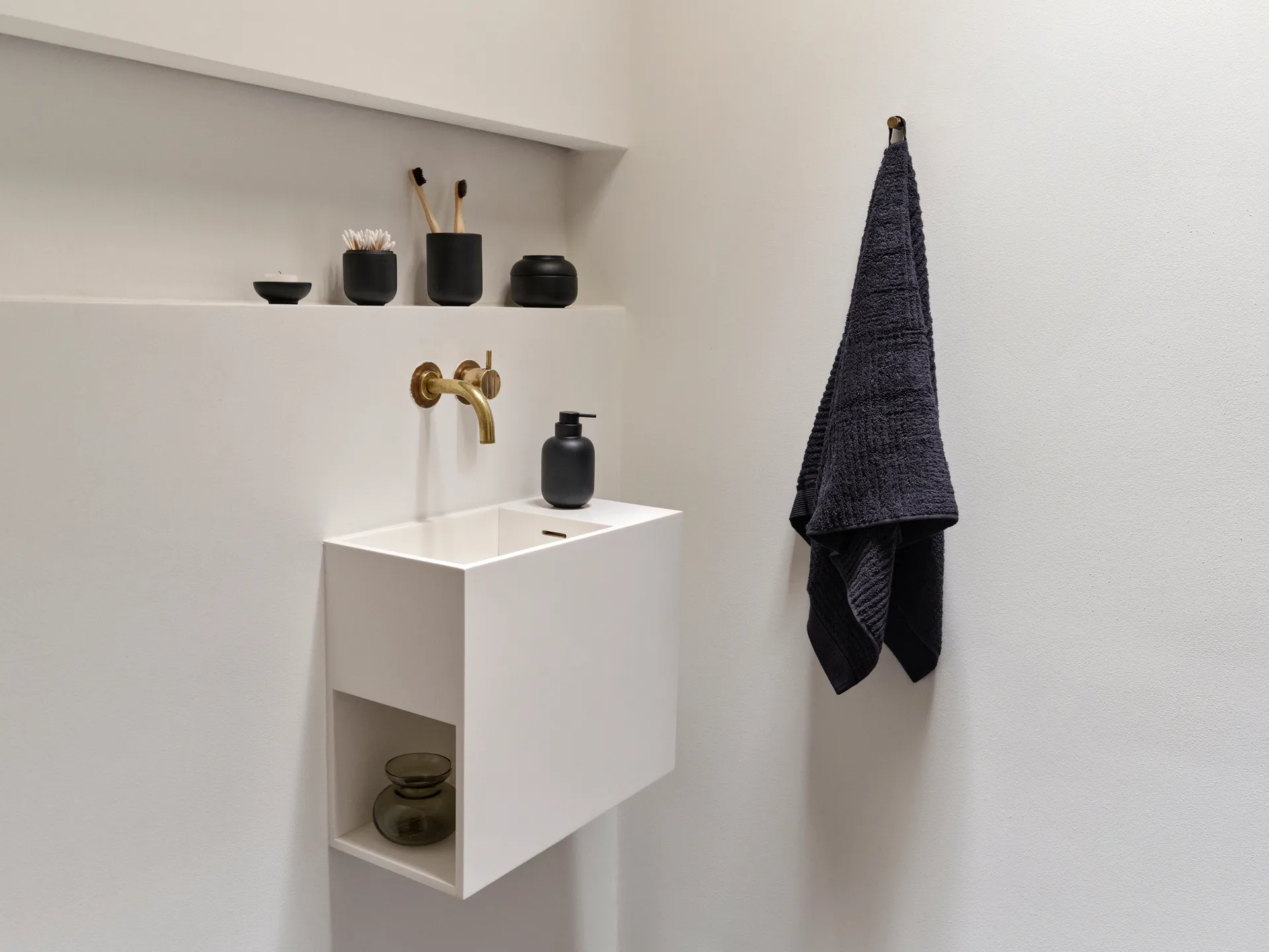 Sensu toiletborstel Ø11,8x41 cm, Black Zone Denmark