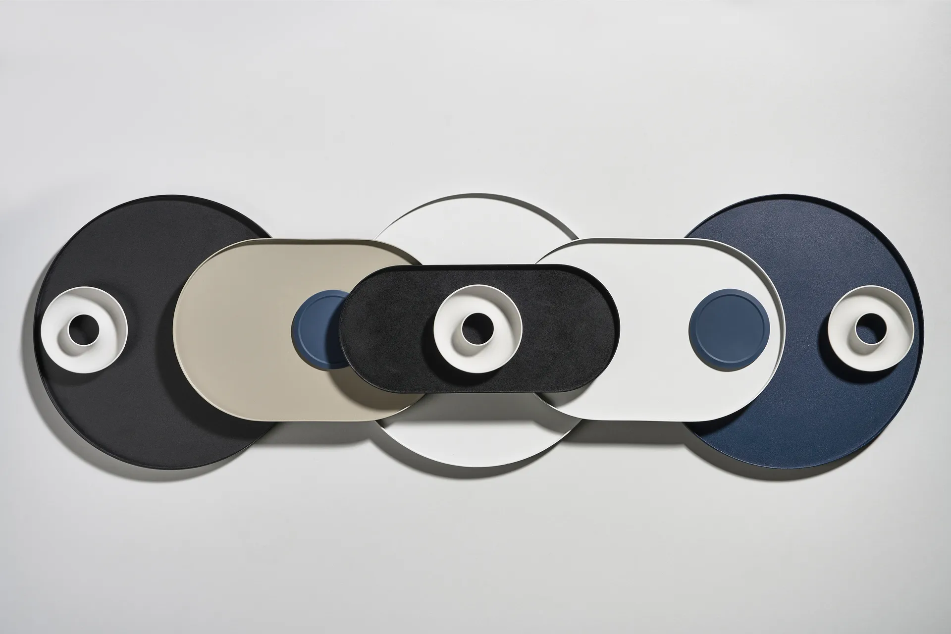Singles dienblad Ø35 cm, Black Zone Denmark
