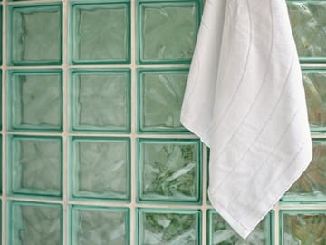 Time handdoek 50x100 cm - White - Zone Denmark