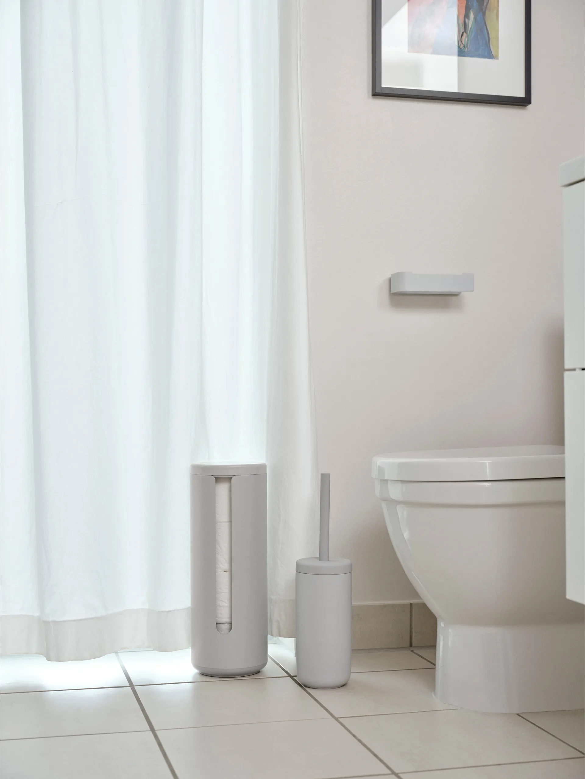 Ume toiletrolhouder, Soft Grey Zone Denmark