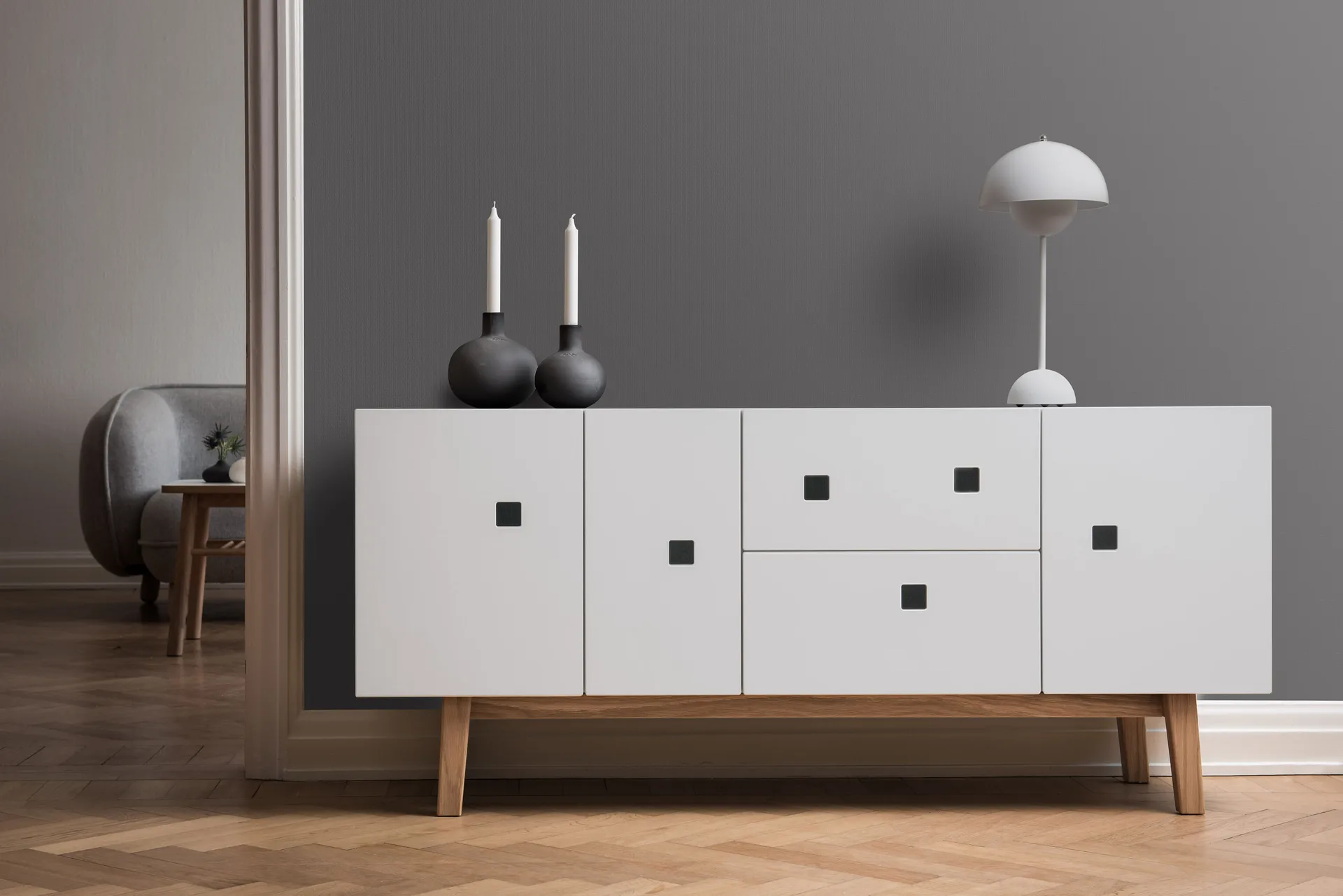 Peep M2 tv-meubel, wit, retro, eikenhouten onderstel Zweed