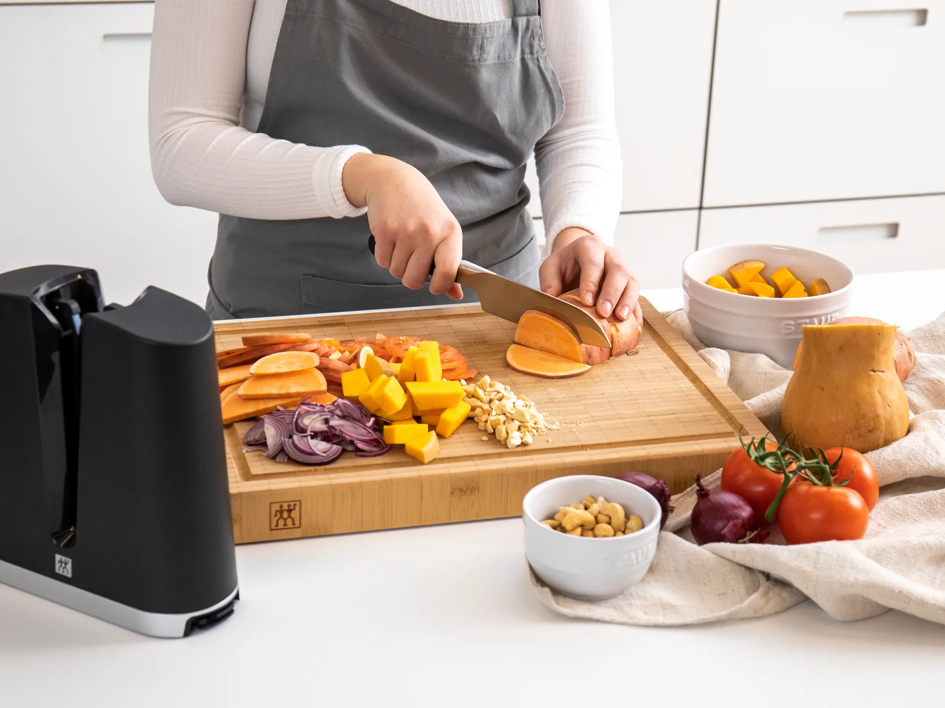 Zwilling Pro santokumes 18 cm, Zwart-roestvrij staal Zwilling